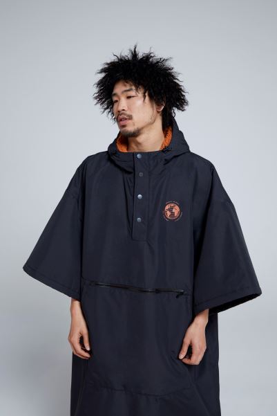 Animal Zoris Mens Changing Robe Hot Black Mountain Warehouse